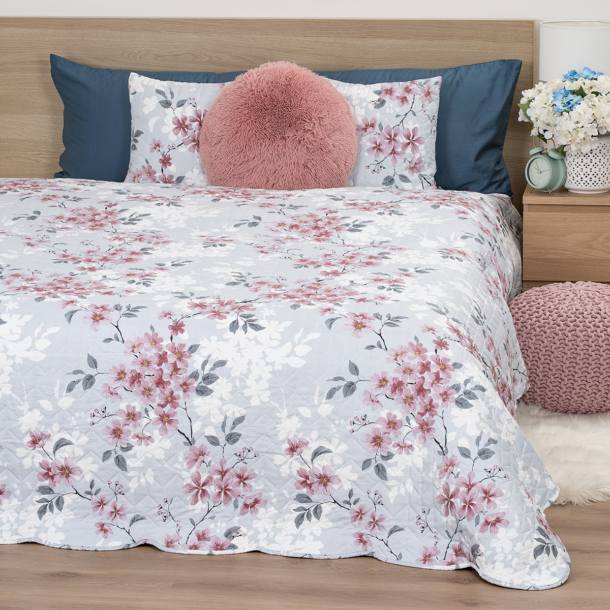 4Home Přehoz na postel Blooming spring, 220 x 240 cm + 2x 40 x 40 cm