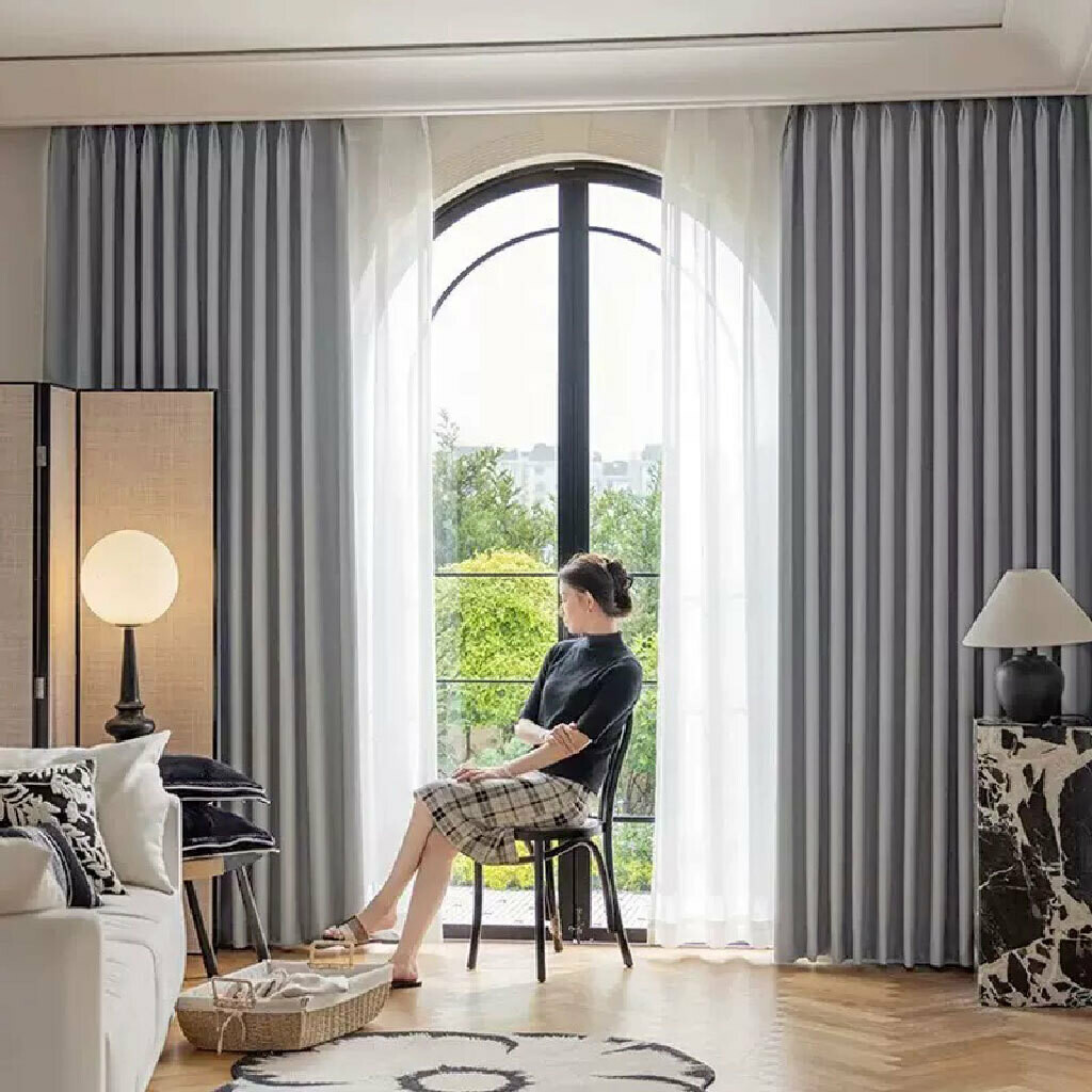 ARÔME HOME Závěs zatemňovací tmavě šedá, 135 x 245 cm